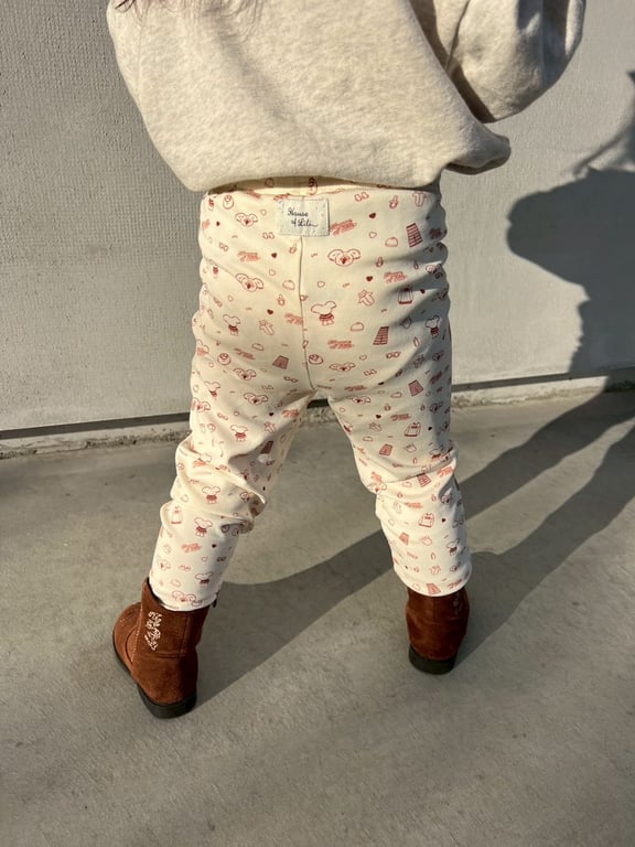 of-kun pattern leggings レッド 後ろ姿 ディテール